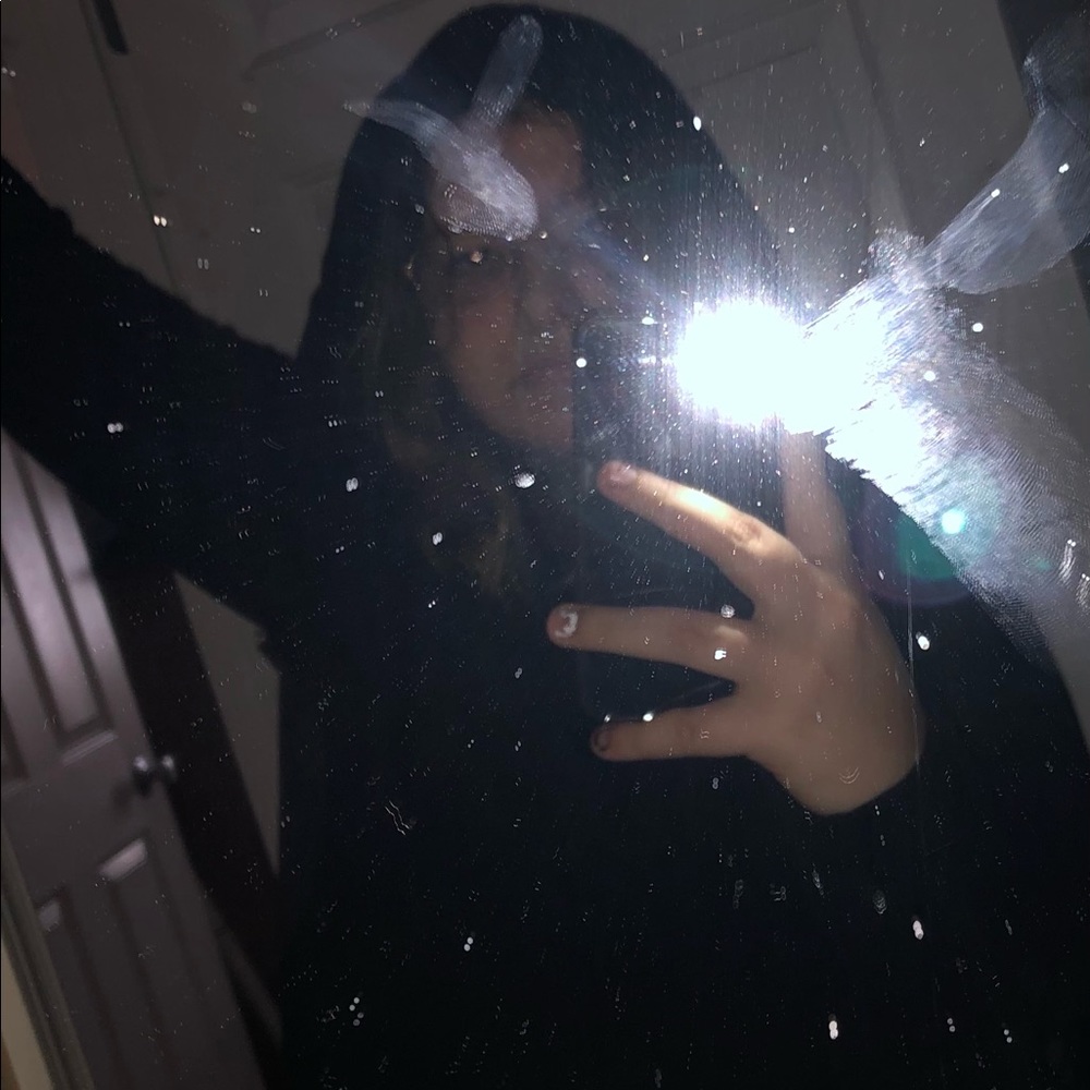 Meet your Posher, Caitlyn